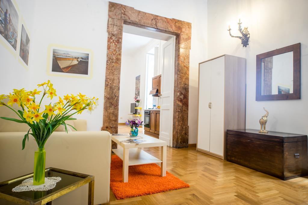 Апартаменты Casa Napoletana - San Domenico Неаполь Экстерьер фото